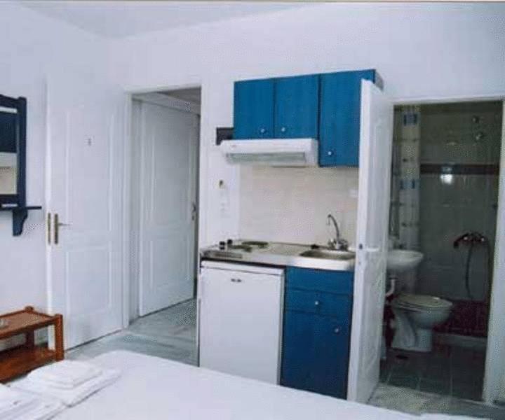 Athina Apartments Naxos Town Naxos City Экстерьер фото