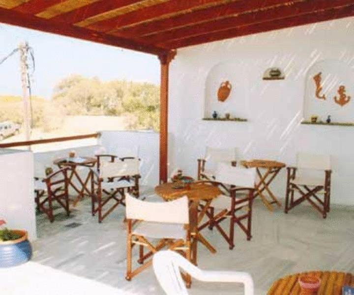 Athina Apartments Naxos Town Naxos City Экстерьер фото
